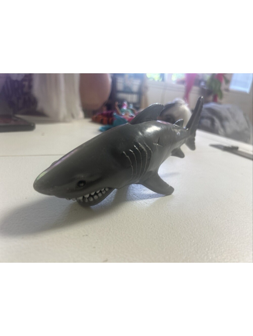 Animal Planet Great White EXTREME SHARK ADVENTURE Chomping Action Shark Only 8"